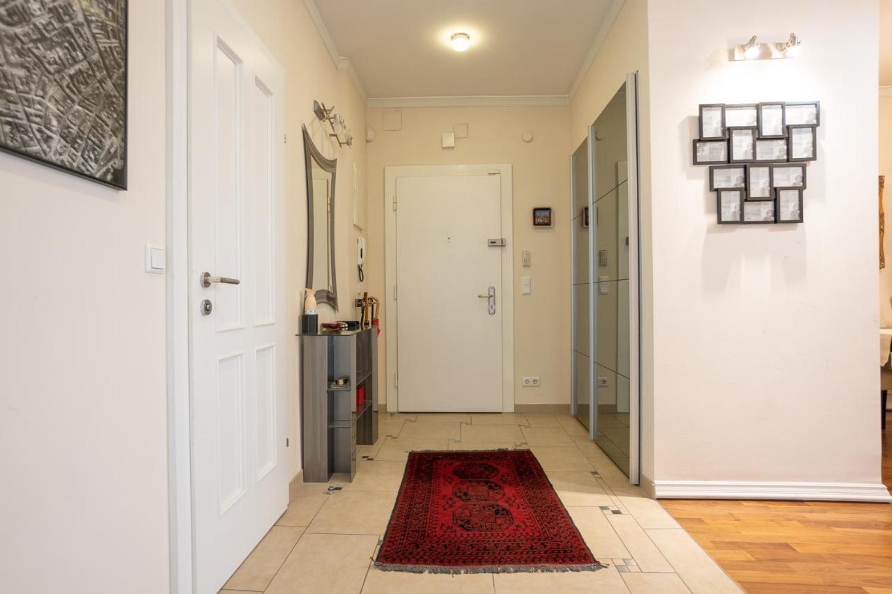 With A Balcony - 15 Min To City Center Vienne